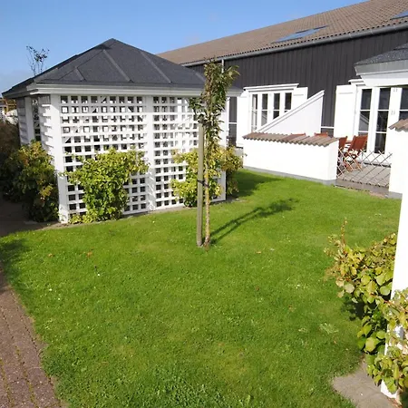 Stelle - 100m To The Fjord By Interhome